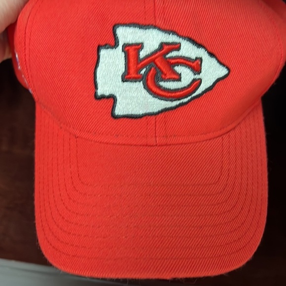 Vintage Kansas City Chiefs NFL Reebok Team On Field Cap - Picture 3 of 9
